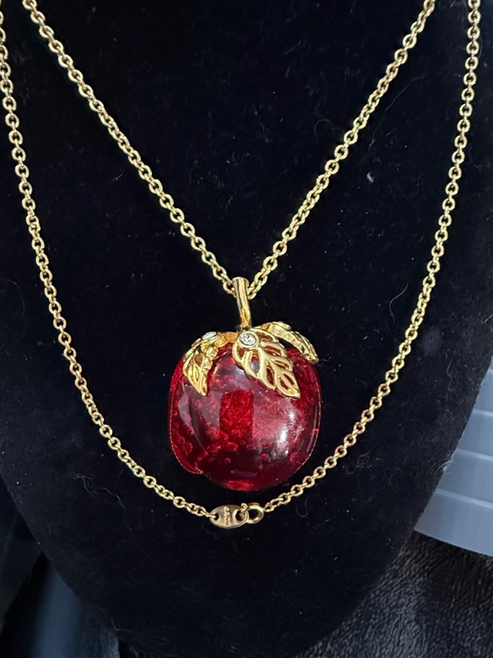 Vintage Avon Gold-Tone Red Lucite Apple Pendant Necklace